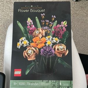 NIB LEGO Flower Bouquet
